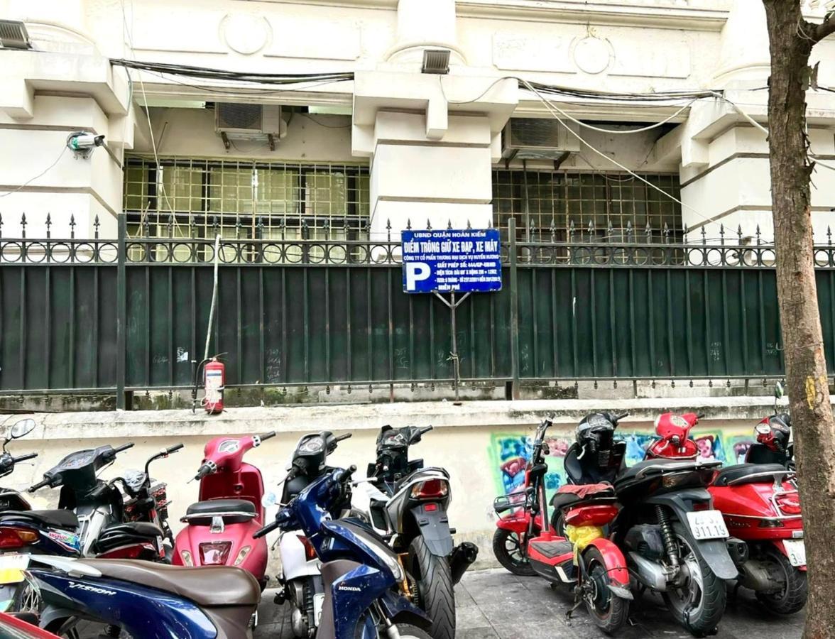 Nice Room Located Right Next To The Old Quarter Can Phong Nhieu Anh Sang Tai Ngay Gan Pho Di Bo Ho Guom Hanoi Buitenkant foto